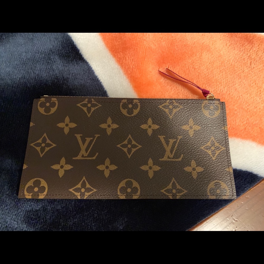 Authentic LV coin Wallet